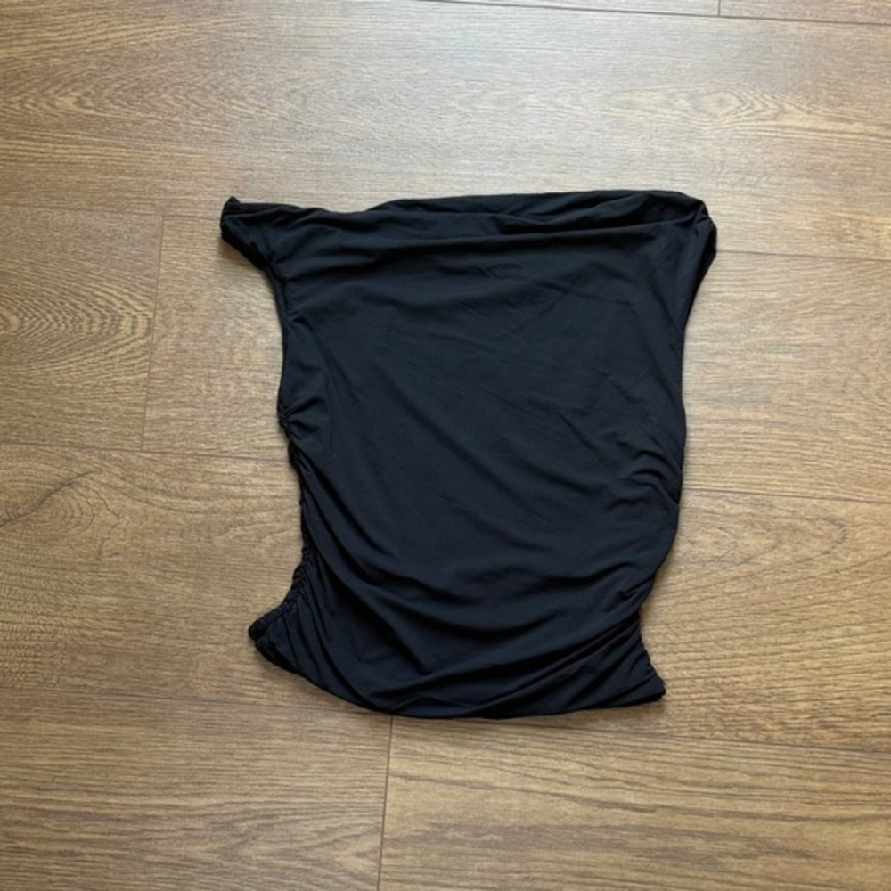 SUUKSESS Black Ruched Off Shoulder Tank Size S